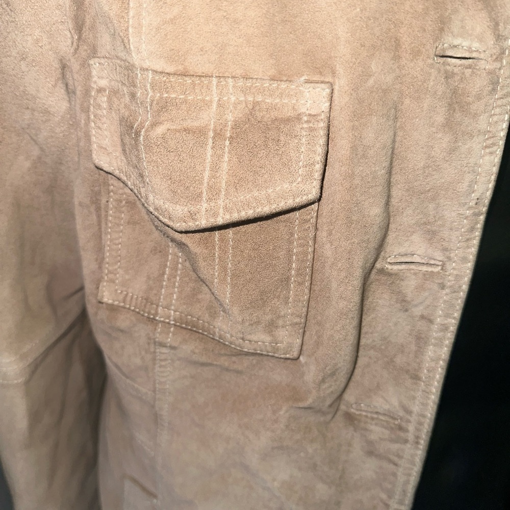 Women’s used size XL  Mossimo  beige leather jacket button front - Picture 2 of 5